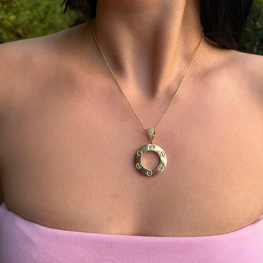 Yuvarlak Desenli Kolye