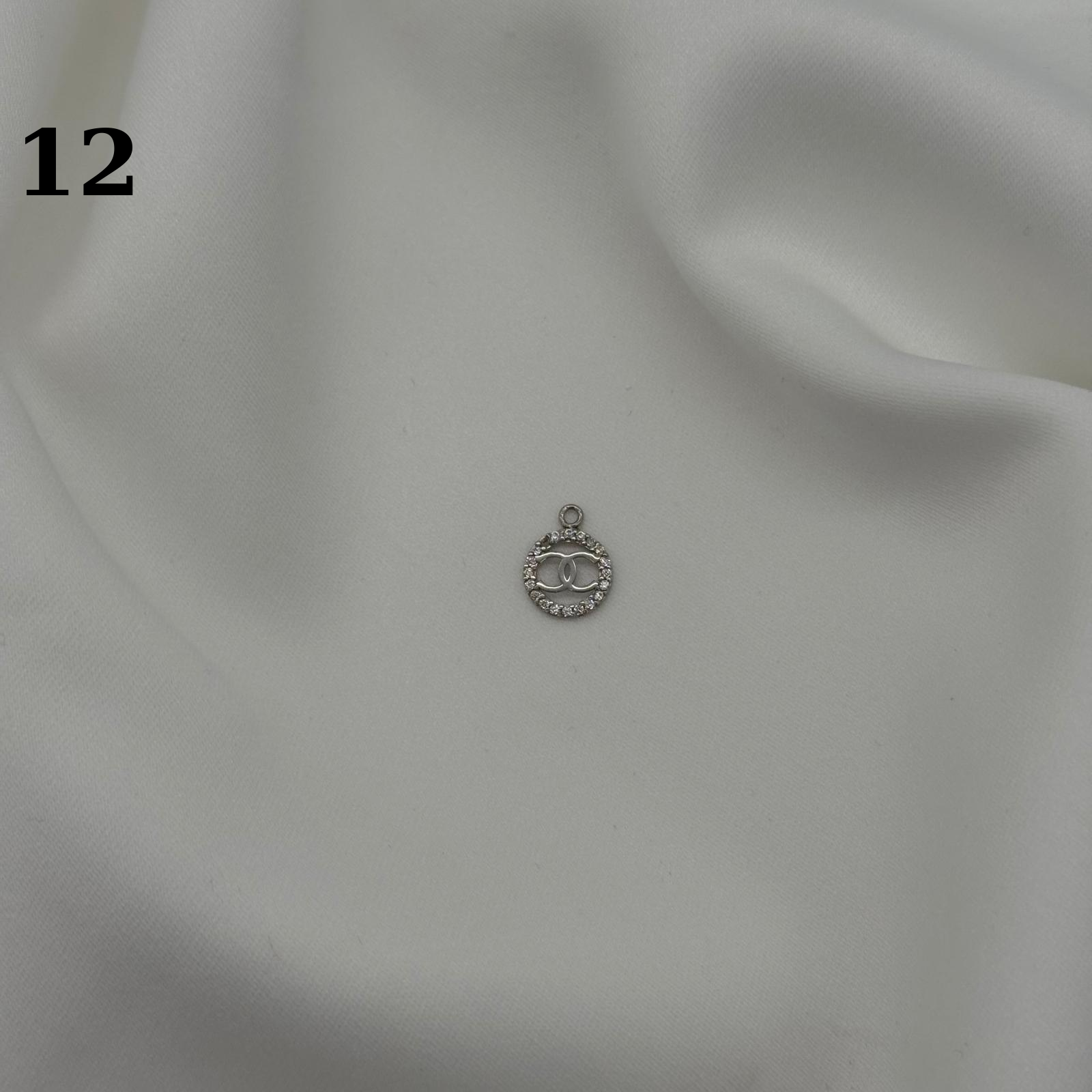 CC Charm CH:12