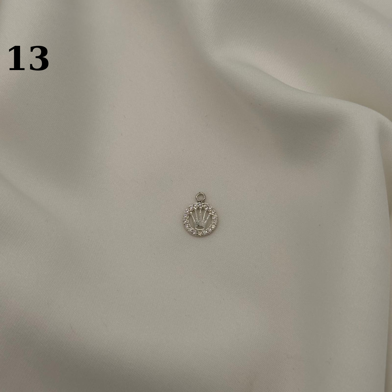 Taç Charm CH:13