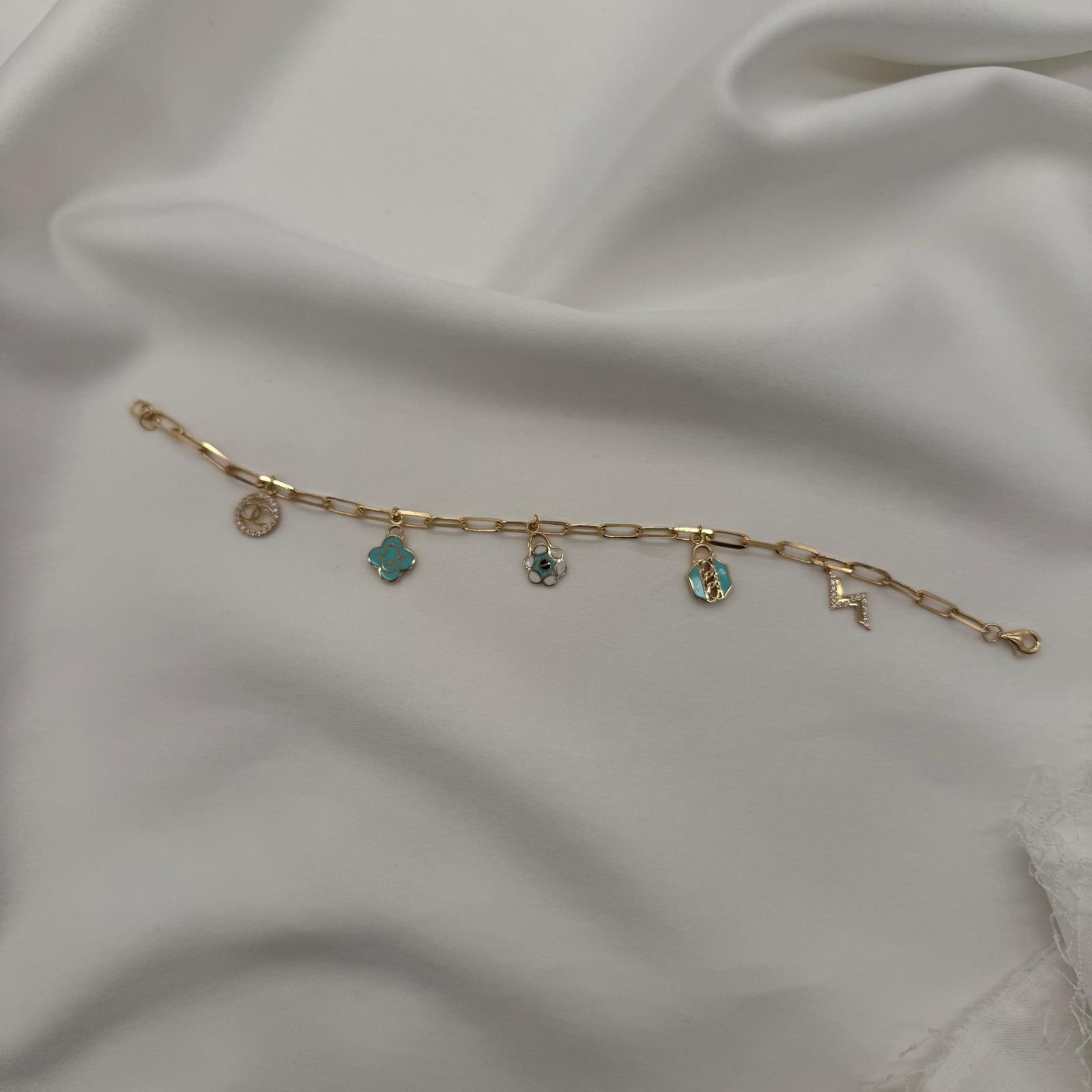 Siyah Anahtar Charm CH:18
