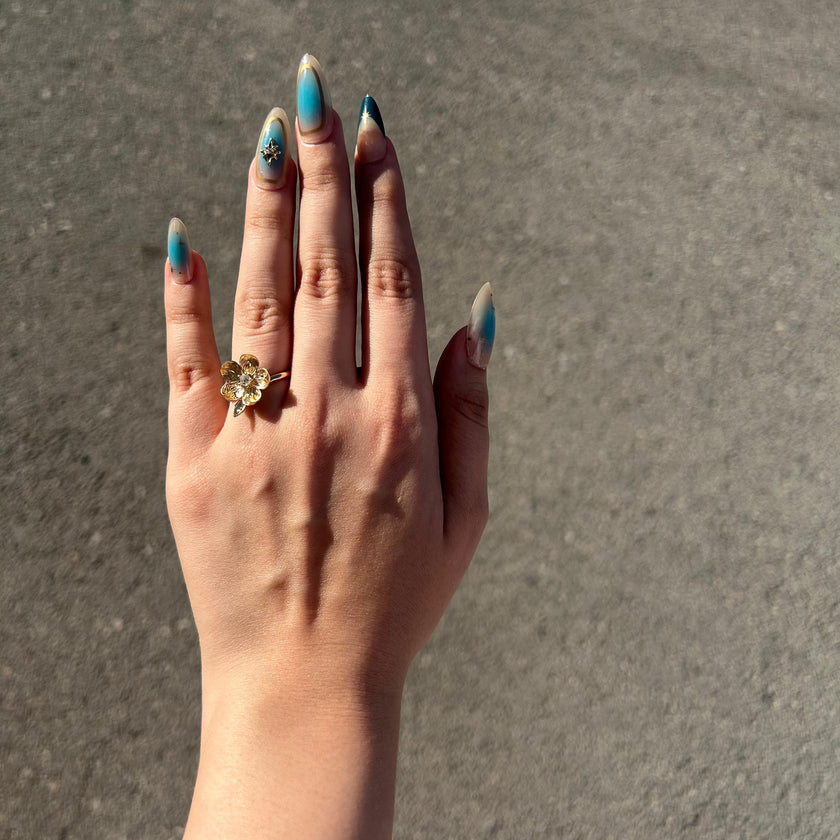 Taşlı Yaprak Yüzük