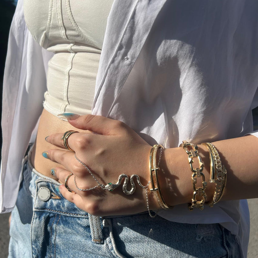 Işıltılı Yılan Figürlü Şahmeran