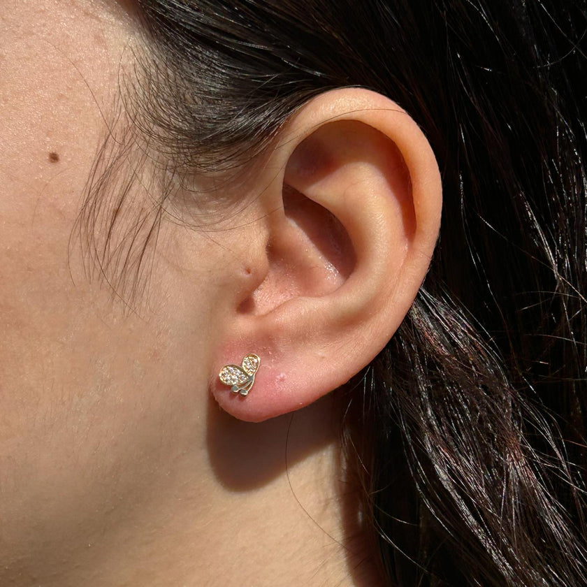 Kelebek Desenli Küpe