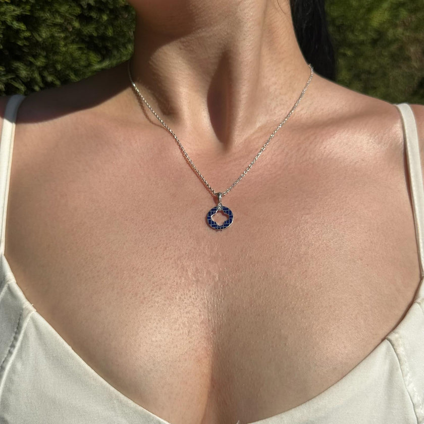 Mineli Taşlı Kolye