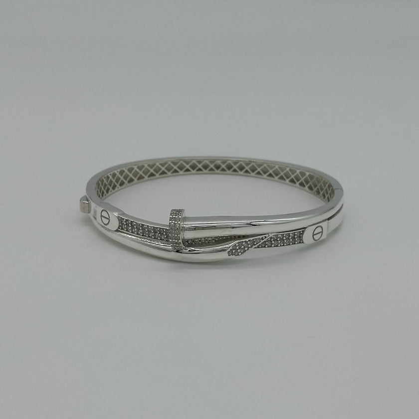 Taşlı Desenli Kelepçe Bileklik