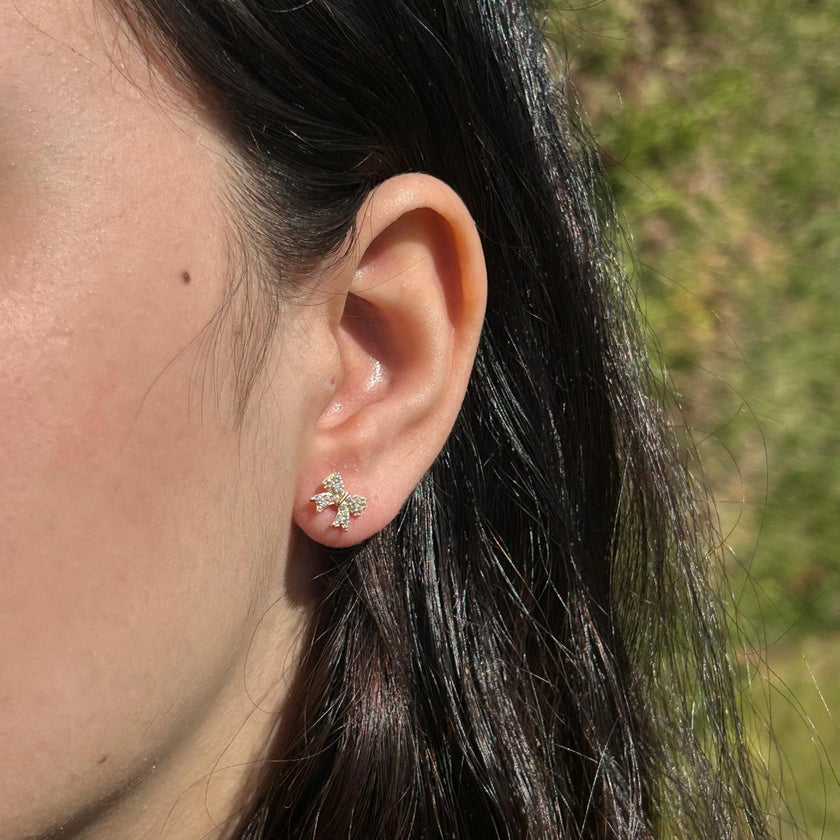 Minimal Fiyonk küpe