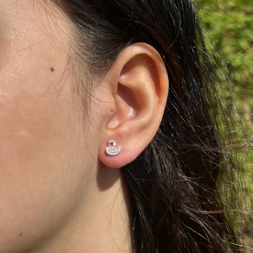 Flamingo Taşlı Küpe