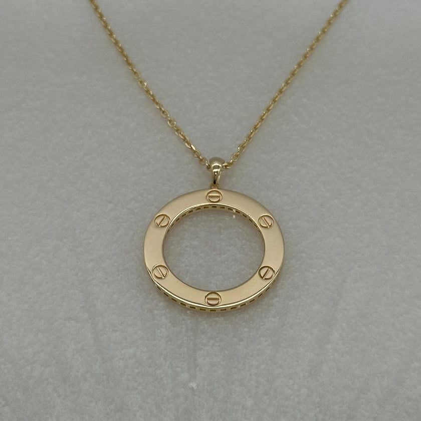 Desenli Şık Halka Kolye