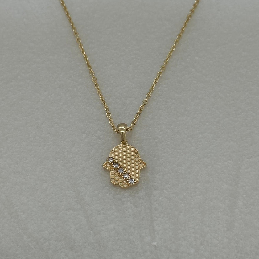 Zarif Fatma Eli Kolye